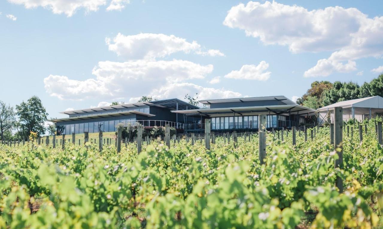 Balgownie Estate Yarra Valley Yarra Glen Extérieur photo The winery at the Charlesworth Estate
