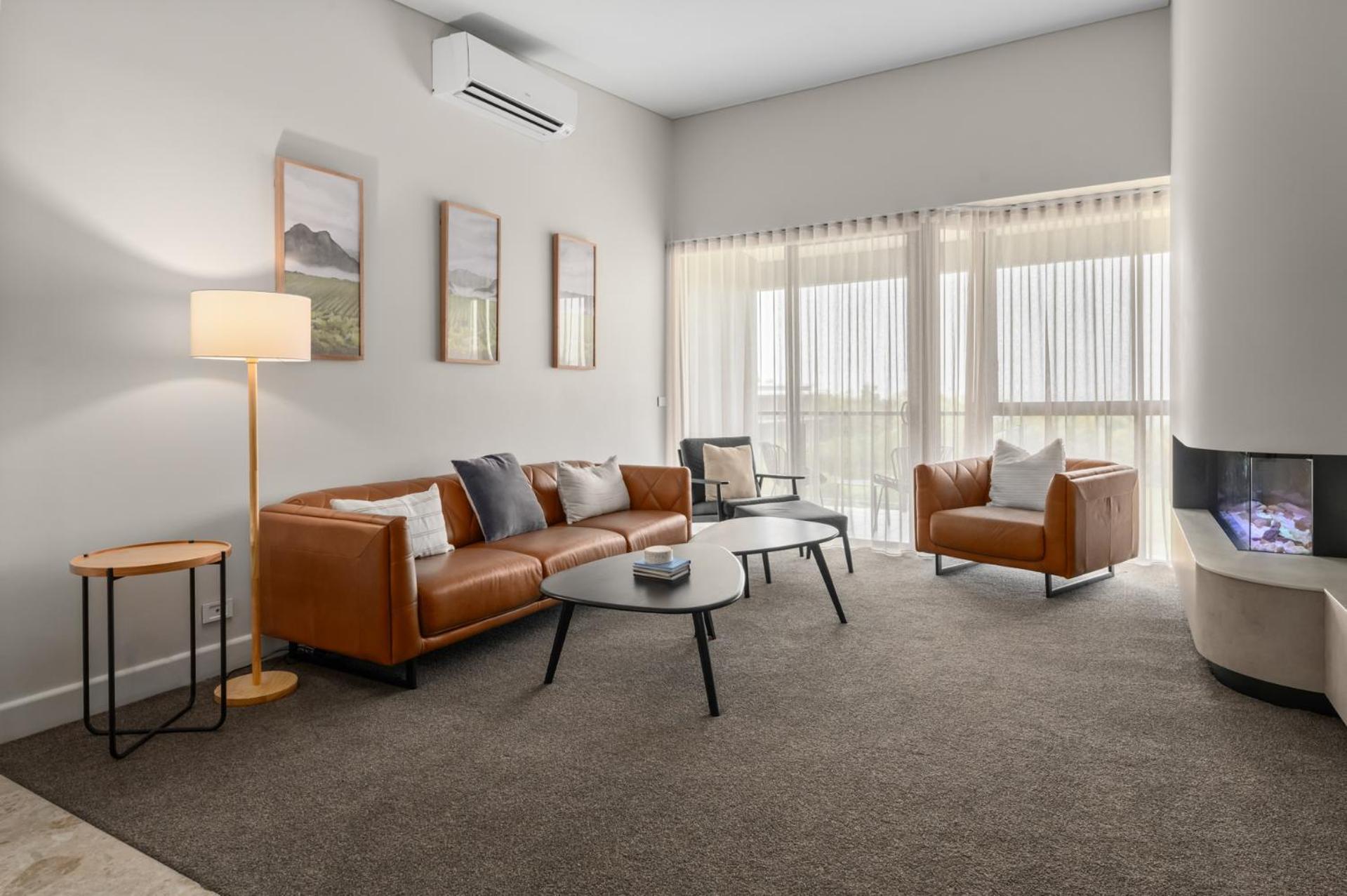 Balgownie Estate Yarra Valley Yarra Glen Extérieur photo A living room in a typical apartment